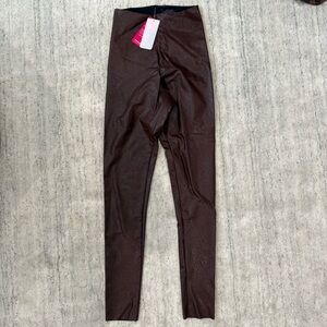Commando “Oxblood” Leggings M